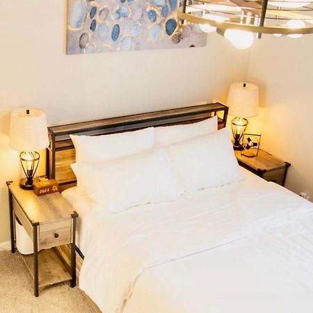 Hometel Premium Guest Suite W/ Private Entrance Ypsilanti Dış mekan fotoğraf