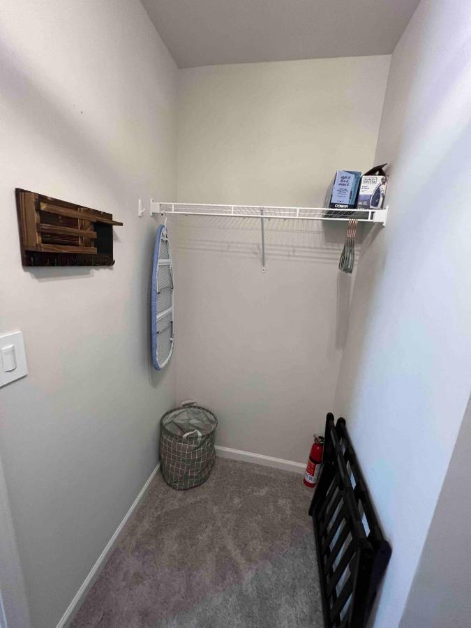 Hometel Premium Guest Suite W/ Private Entrance Ypsilanti Dış mekan fotoğraf
