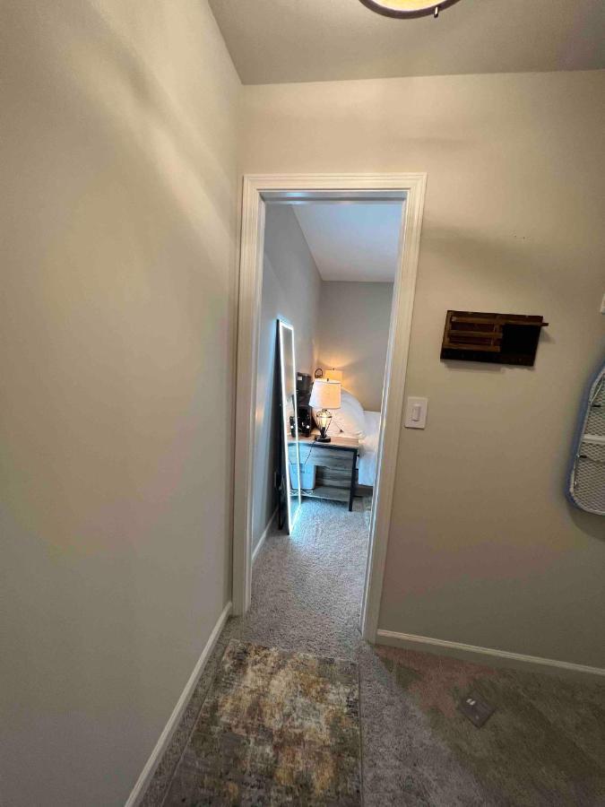 Hometel Premium Guest Suite W/ Private Entrance Ypsilanti Dış mekan fotoğraf
