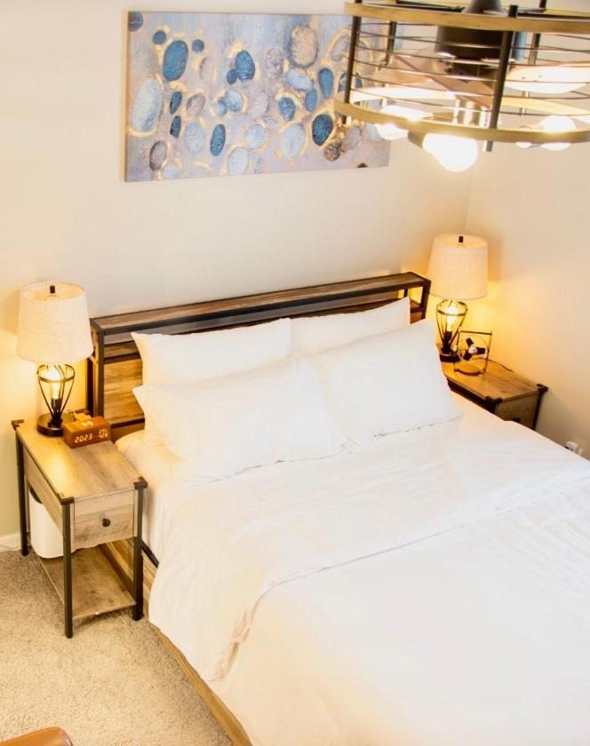 Hometel Premium Guest Suite W/ Private Entrance Ypsilanti Dış mekan fotoğraf